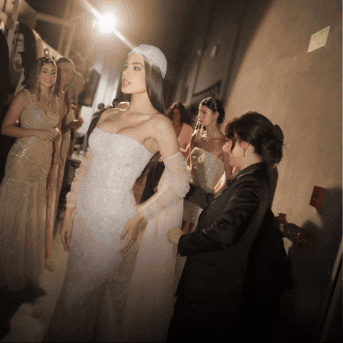 Miss World Fashion GIF by AndreaRomeroBre