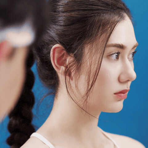 Madame Lee Side Profile GIF