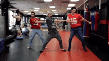 200.gif?cid=fc005b0870146b2ac8caba738d1f77a098d5c2a84f808b52&rid=200.gif&ct=g
