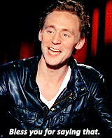 look at this tom hiddleston GIF