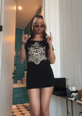 Blues Hannah GIF