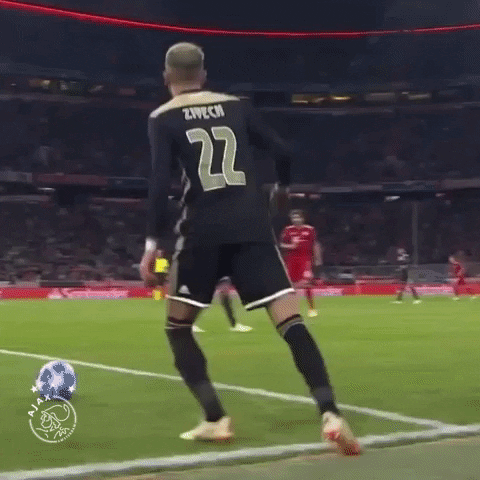 Bayern Passing GIF by AFC Ajax - Find & Share on GIPHY