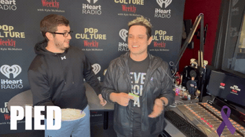 Radio GIF