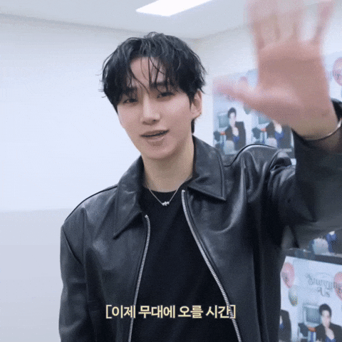 Wave Hello GIF by enchantesg