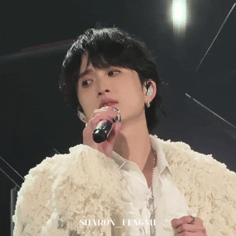 邱鋒澤 GIF