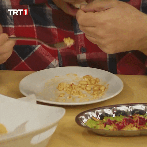 Hungry Food GIF by TRT