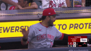Cincinnati Reds Sport GIF by MLB