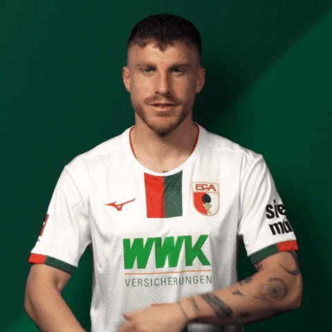 Here I Am Football GIF by FC Augsburg 1907