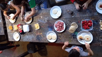 Pizza Comida GIF by GIF CHANNEL - GREENPLACE PARK
