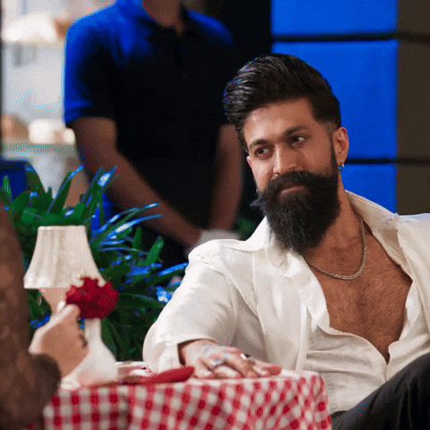 Romance Smile GIF by Divo Music