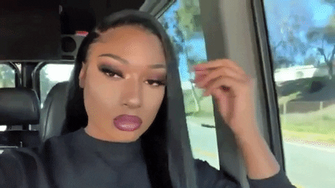 giphy.gif?cid=4d1e4f2992e0128a165a3b6415