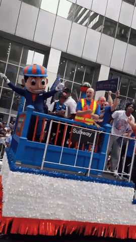 NIKO KNICKERBOCKER GIF