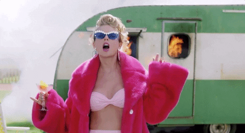 Taylor Swift GIFs - Get the best GIF on GIPHY