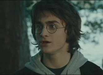 Daniel-radcliffe-hunt GIFs - Get the best GIF on GIPHY