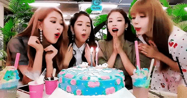 Lisa Jennie GIF