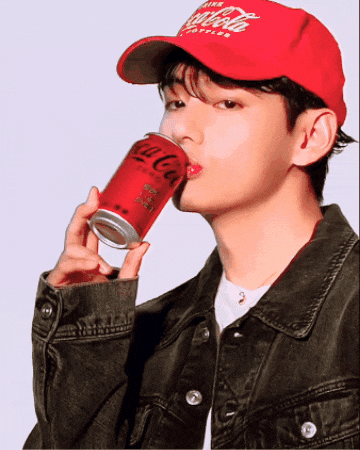 Posing Kim Taehyung GIF