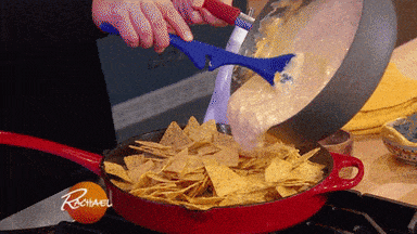 Saran dong lagi pengen nyemil nih enaknya nyemil apa ya