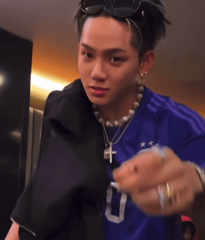 Flying Kiss Jersey GIF