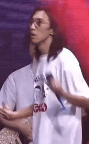Fama GIF
