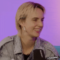dasding-yay-thumbs-up-jippie-ZvUMOi9Ji34ZilQb6X