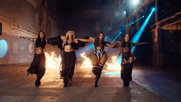 200.gif?cid=fc005b08df487a676c015a9d2b8eef27dcb67e3e1ffc4def&rid=200.gif&ct=g