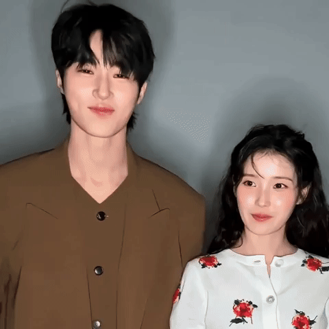 Heart Iu GIF