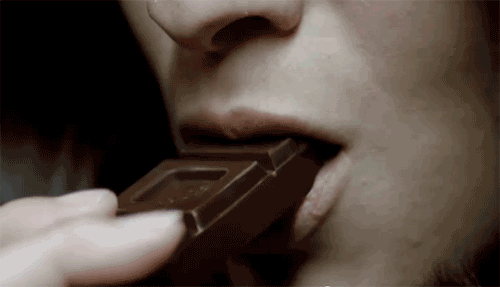 Какая шоколадка тебе больше всего нравится И ты можешь ее целыми днями кушать