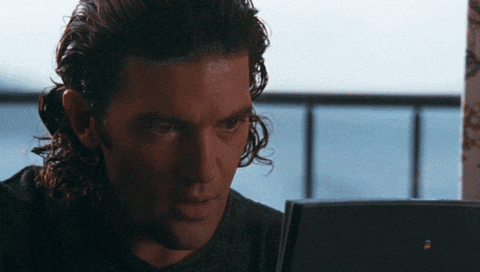 giphy.gif?cid=ecf05e4792hav1bwtc9vlcex0s