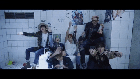 BTS (Bangtan Boys) >> Album "The Beautiful Moment in Life: The Notes" - Página 13 Giphy
