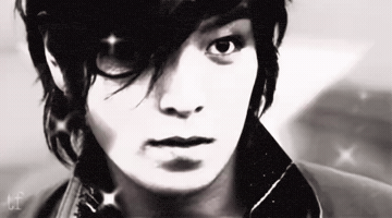 Choi Seung Hyun Top GIF