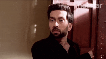 Confused What'S Happening GIF by Hotstar
