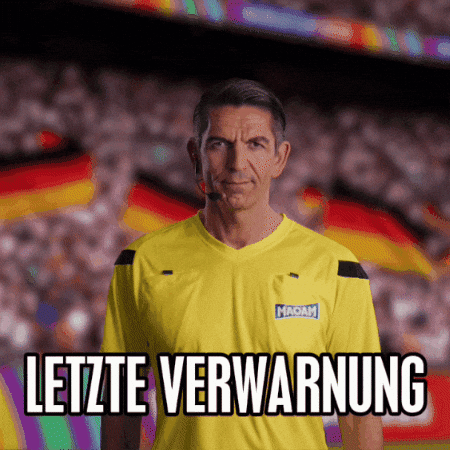Schiri Gelbe Karte GIF by HARIBO Deutschland