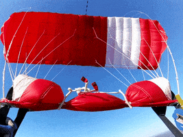 Skydiving Parachute GIF by Skydive Maia Paraquedismo