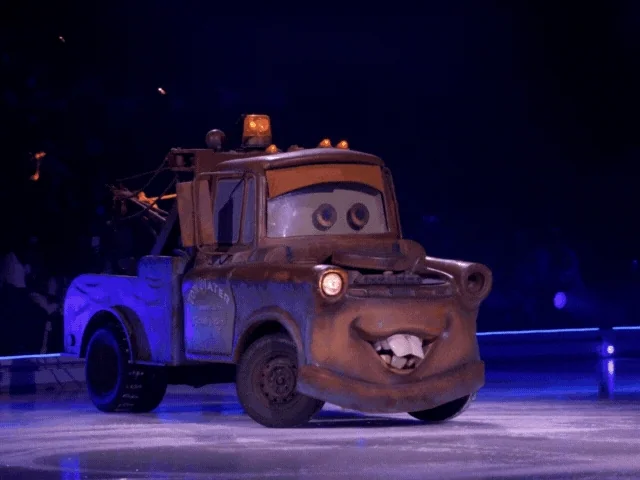 Lightning Mcqueen Cars GIF
