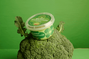 Brokkomole & Co GIF