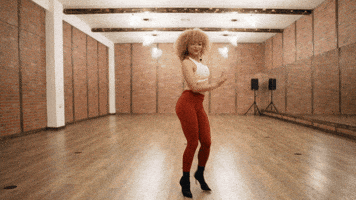 Alexis Beauregard GIF