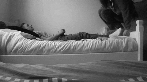 giphy.gif?cid=ecf05e47v860sbl672sls4t83fv07su0qbflj01oy2vi1ix3&rid=giphy.gif