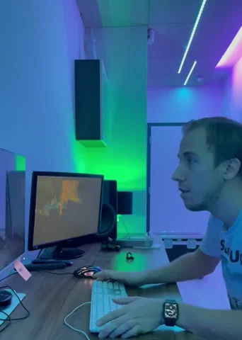 giphy.webp