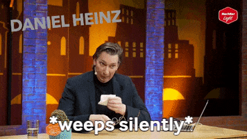 Late Night Reaction GIF by MachBar - Die Theater-Late-Night-Show