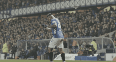 200.gif?cid=fc005b08312eba1def19e4e711e46f592efc3cea95d9e7d5&rid=200.gif&ct=g