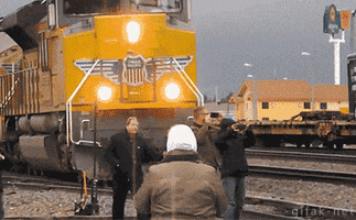jepmend frika vdekje aksident makinash GIF