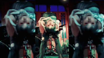 brynnaraine horror confused weird alien GIF