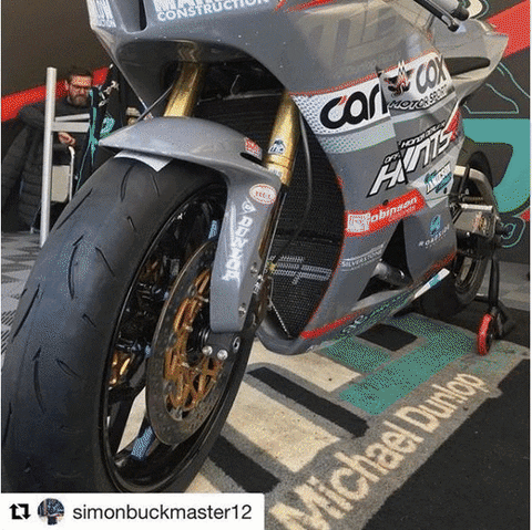 Evotech Performance GIF