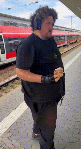 Drachenlord GIF