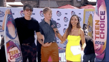 Red Carpet Sam And Colby GIF by FOX Teen Choice