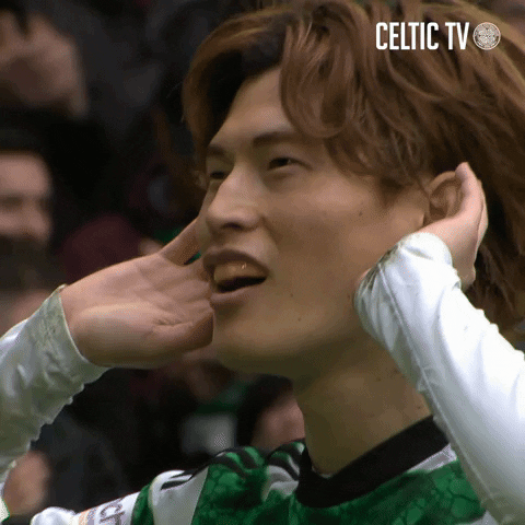 Listen Make Some Noise GIF by Celtic Football Club