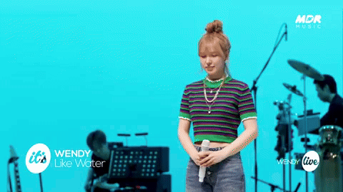 giphy.gif