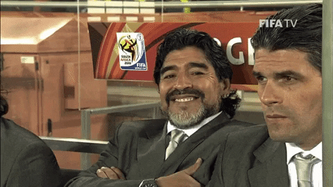 Diego Armando Maradona. 30 de octubre de 1960 - 25 de noviembre de 2020 - Página 13 Giphy.gif?cid=ecf05e47gb9yas26khefvr5wsomc5v9marqzyc7czflv48q0&rid=giphy