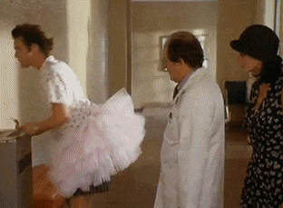 Ace Ventura &lsquo;hitting head on floor&rsquo;