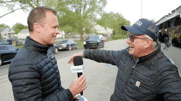 TwinSpires GIF